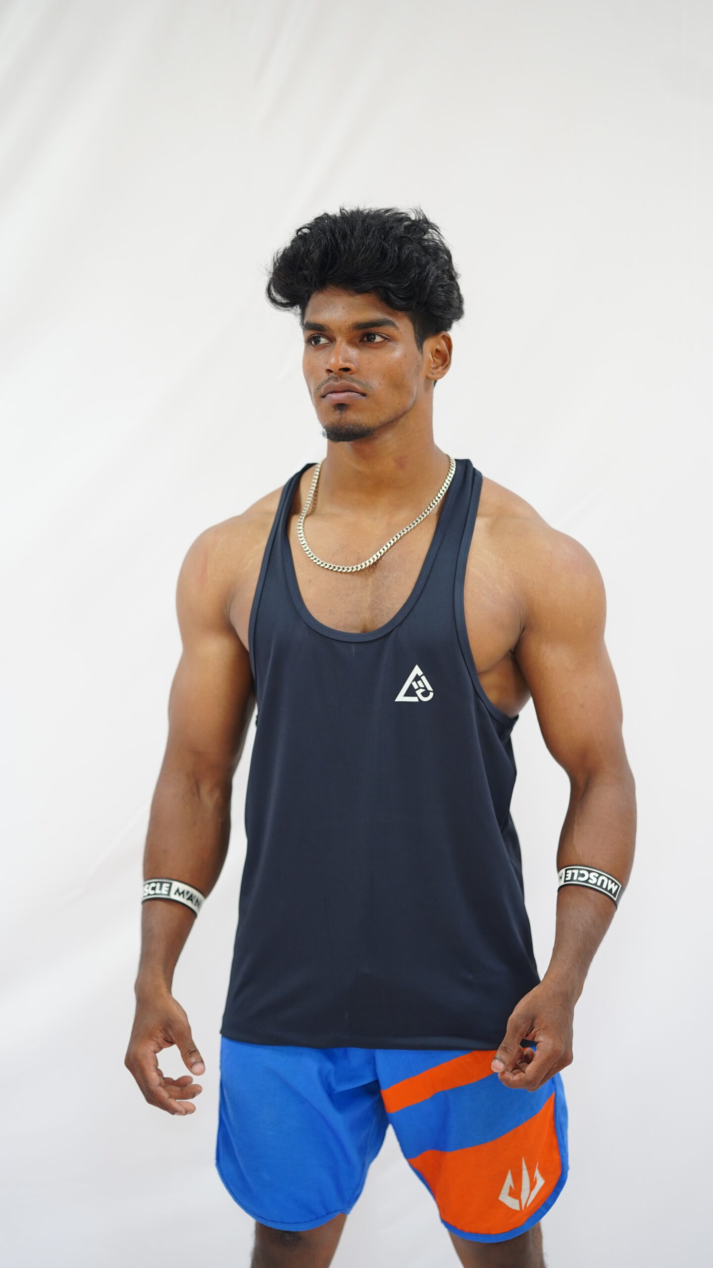Men’s Gym Tank Top – Breathable & Muscle Fit Workout Wear